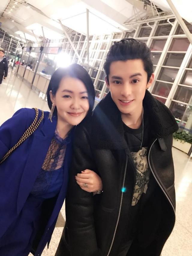 Xiao S Plays the Older Sister to Male Lead Dylan Wang in TWdrama